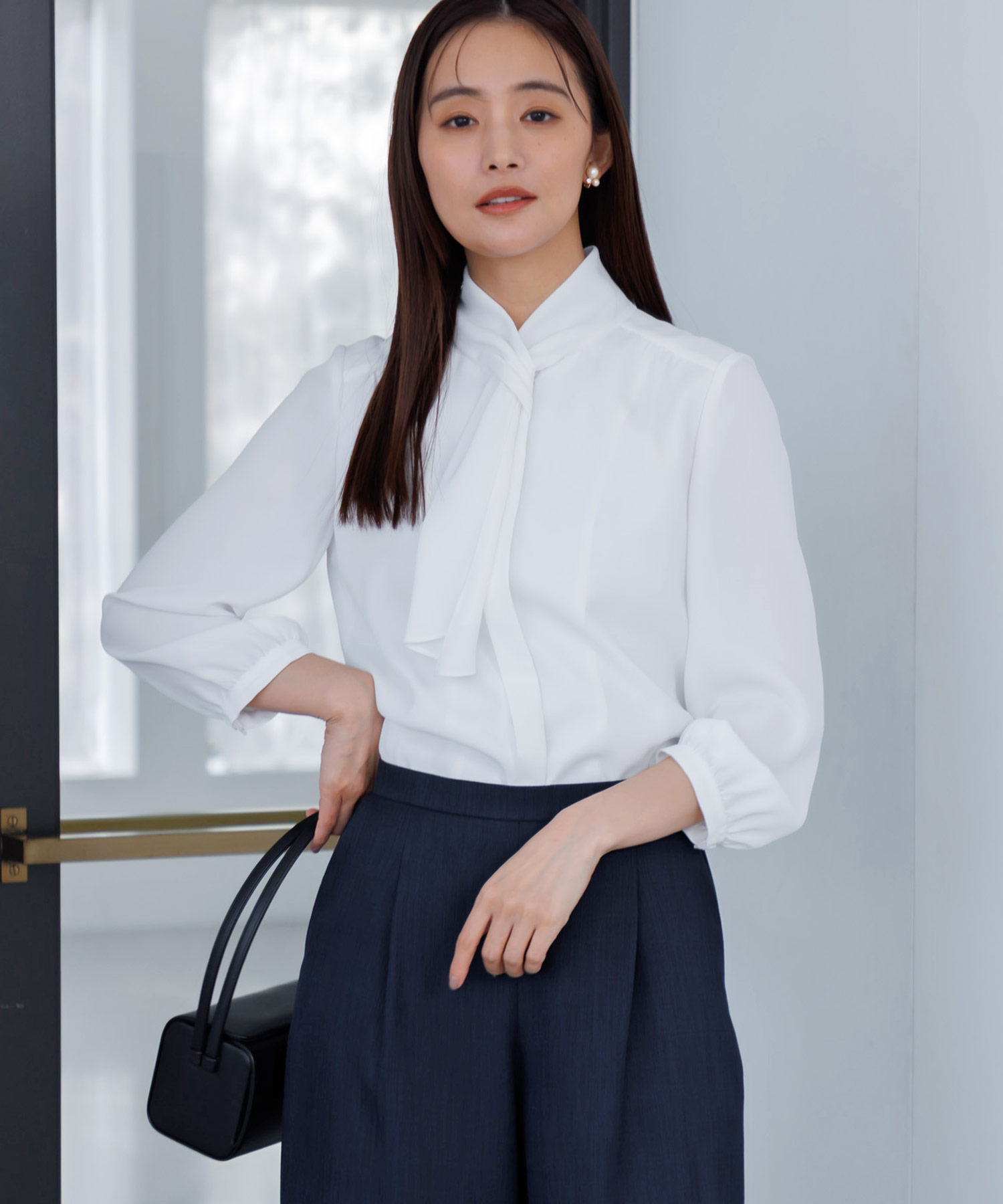 セレモニーボウタイブラウス